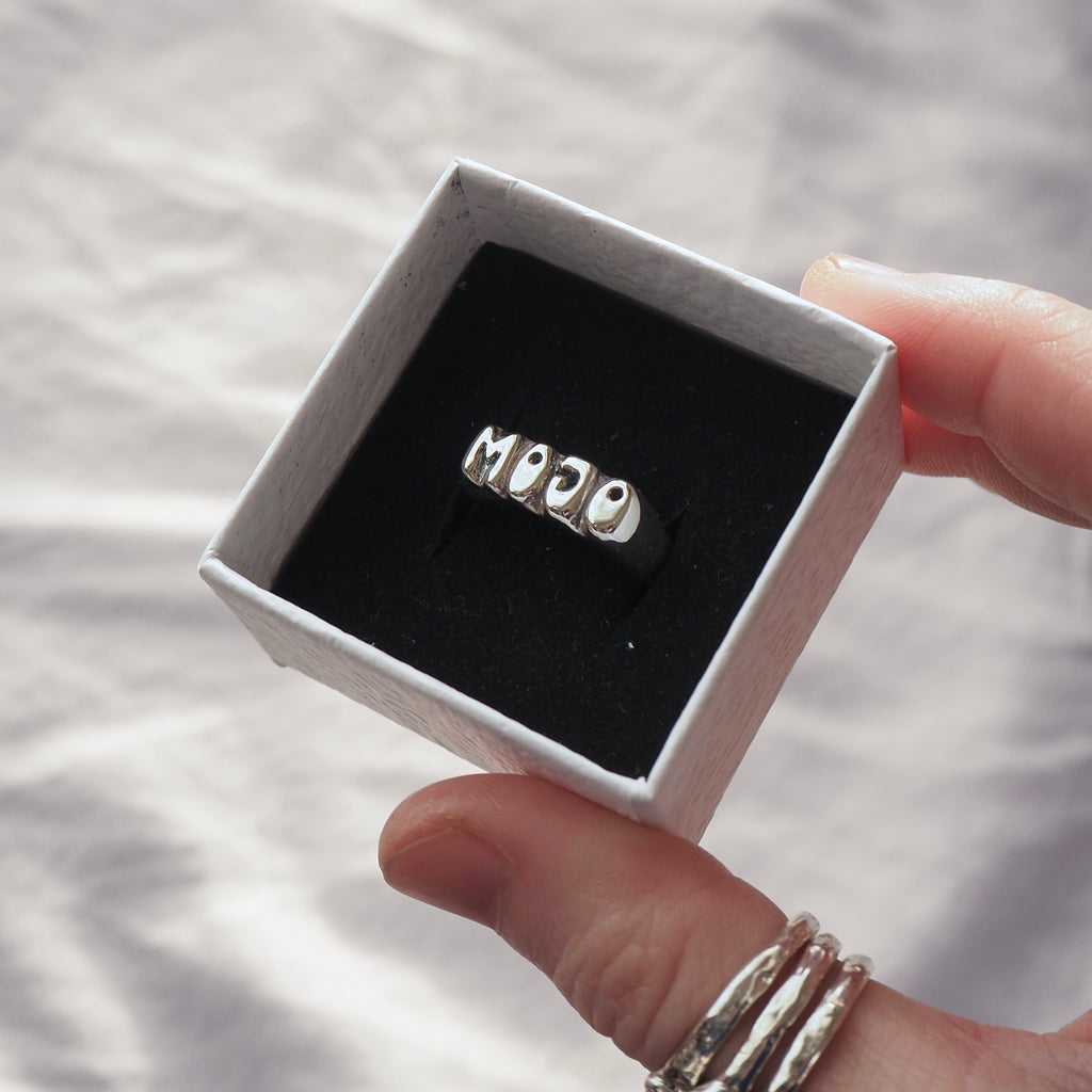 Love Letter Signet - Narrow - Sterling Silver