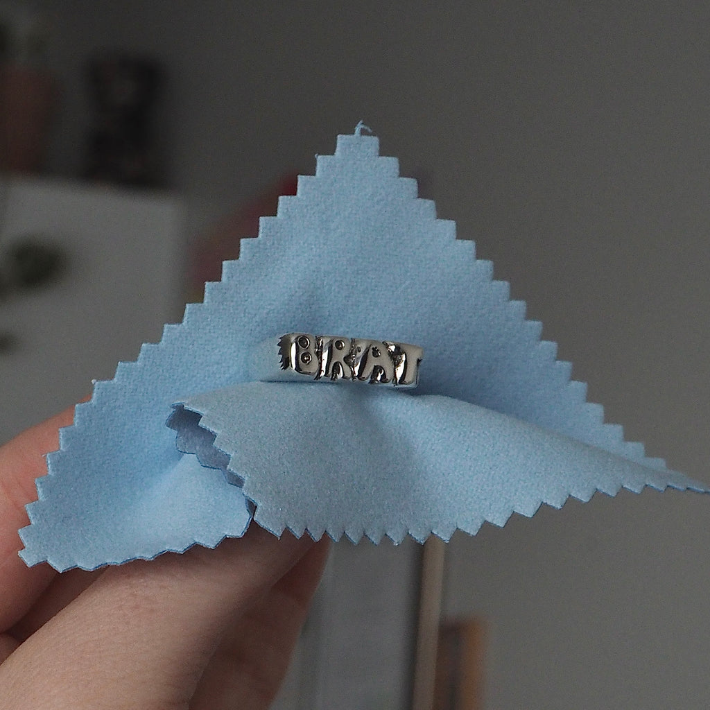 Love Letter Signet - Narrow - Sterling Silver