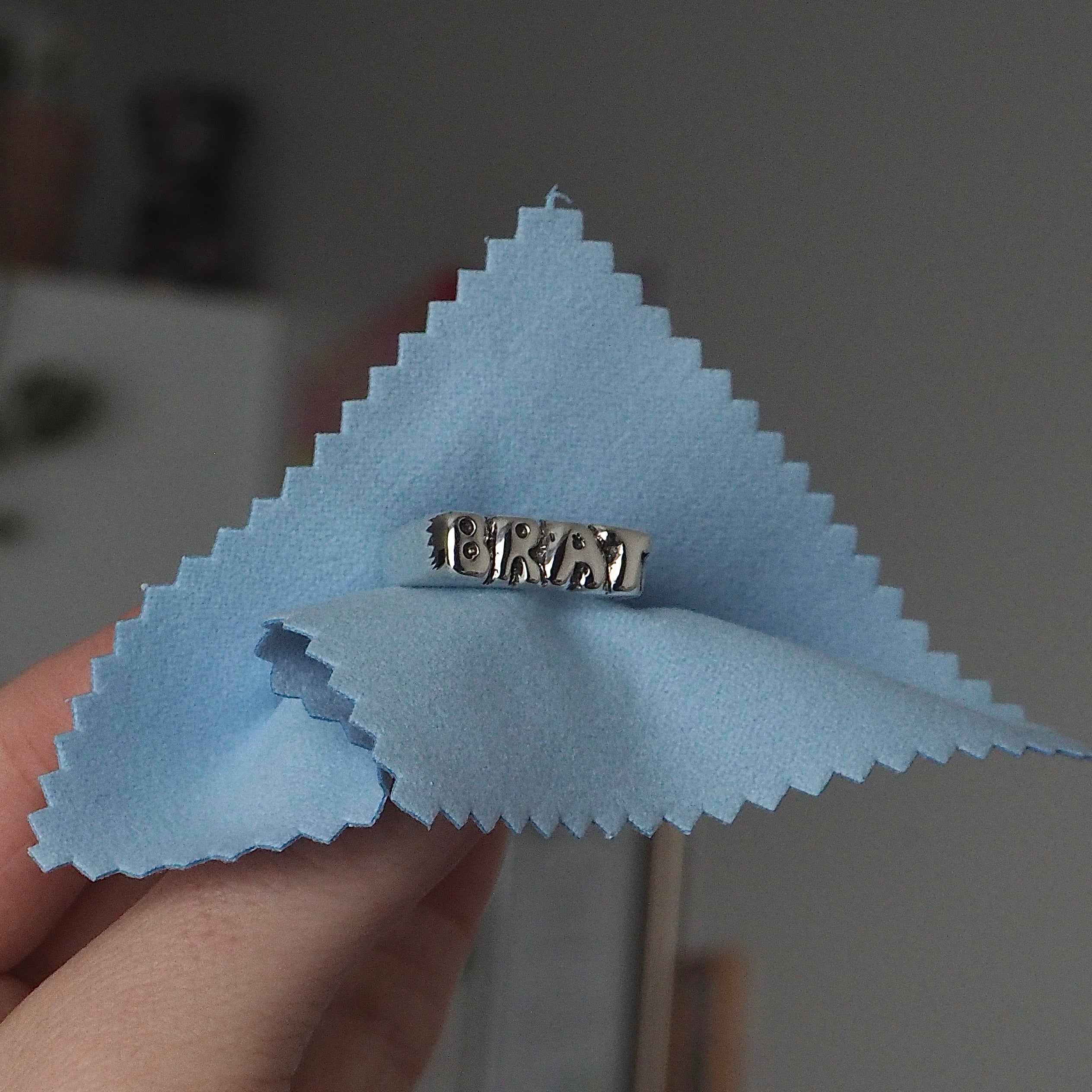 Love Letter Signet - Narrow - Sterling Silver